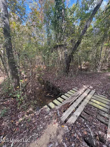 $180,000 | 222 Byrd Road, Pinola, MS 39149