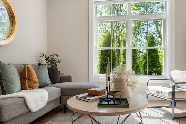 $459,900 | 7 Cross Street, Unit 102, Wilmington, MA 01887