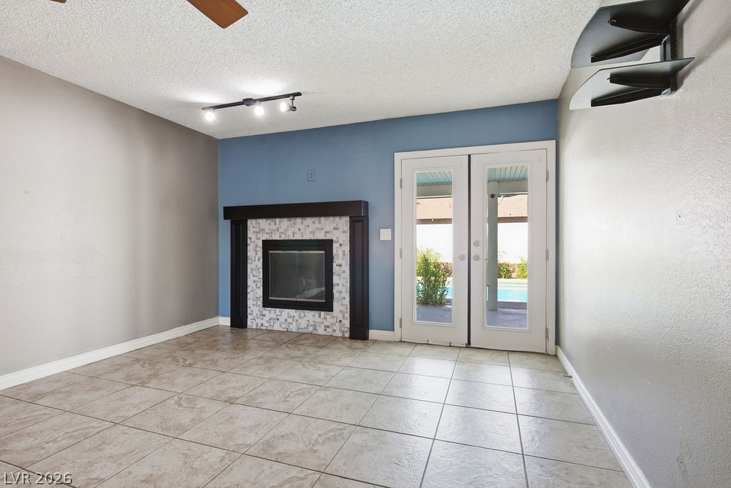 4561 Paseo El Rio Drive Las Vegas, NV 89121 - Photo 14 of 35