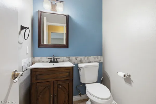 $2,950 | 4561 Paseo El Rio Drive, Las Vegas, NV 89121