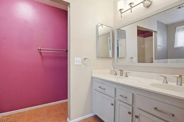 $2,950 | 4561 Paseo El Rio Drive, Las Vegas, NV 89121