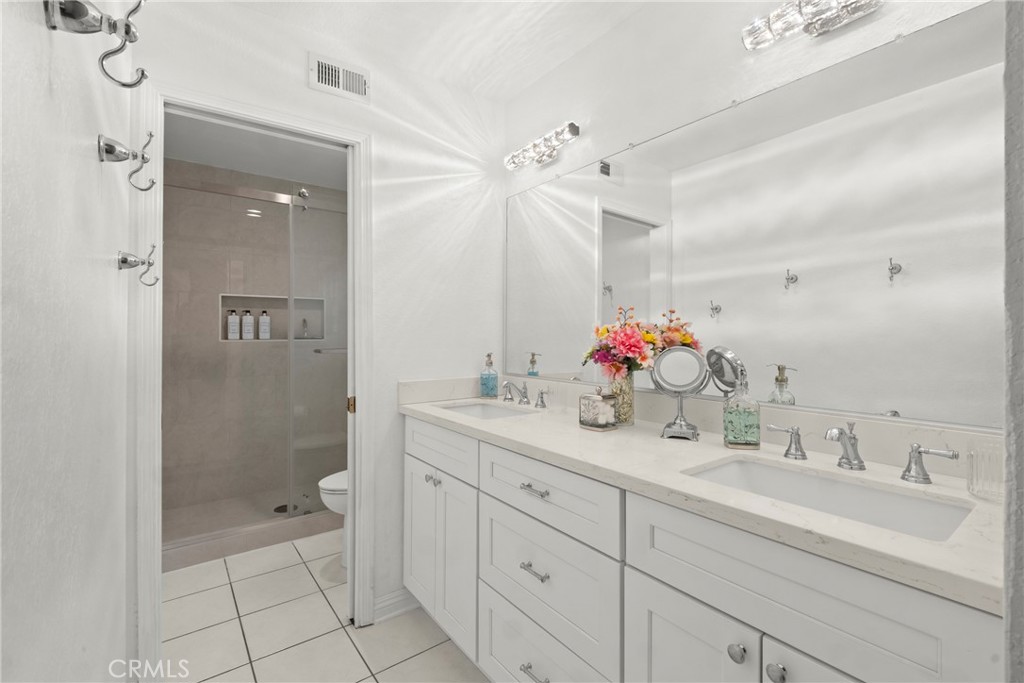 1866 Rory Lane, Unit 5 Simi Valley, CA 93063 - Photo 26 of 36