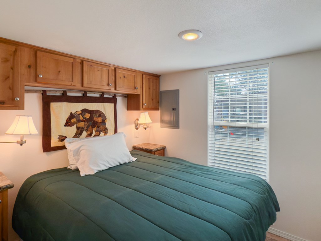 30 F Street Cascade, ID 83611 - Photo 11 of 27 Main Bedroom