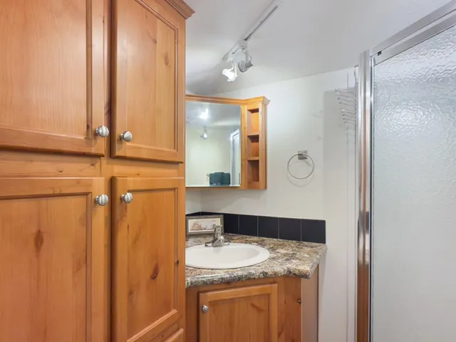 $199,000 | 30 F Street, Cascade, ID 83611