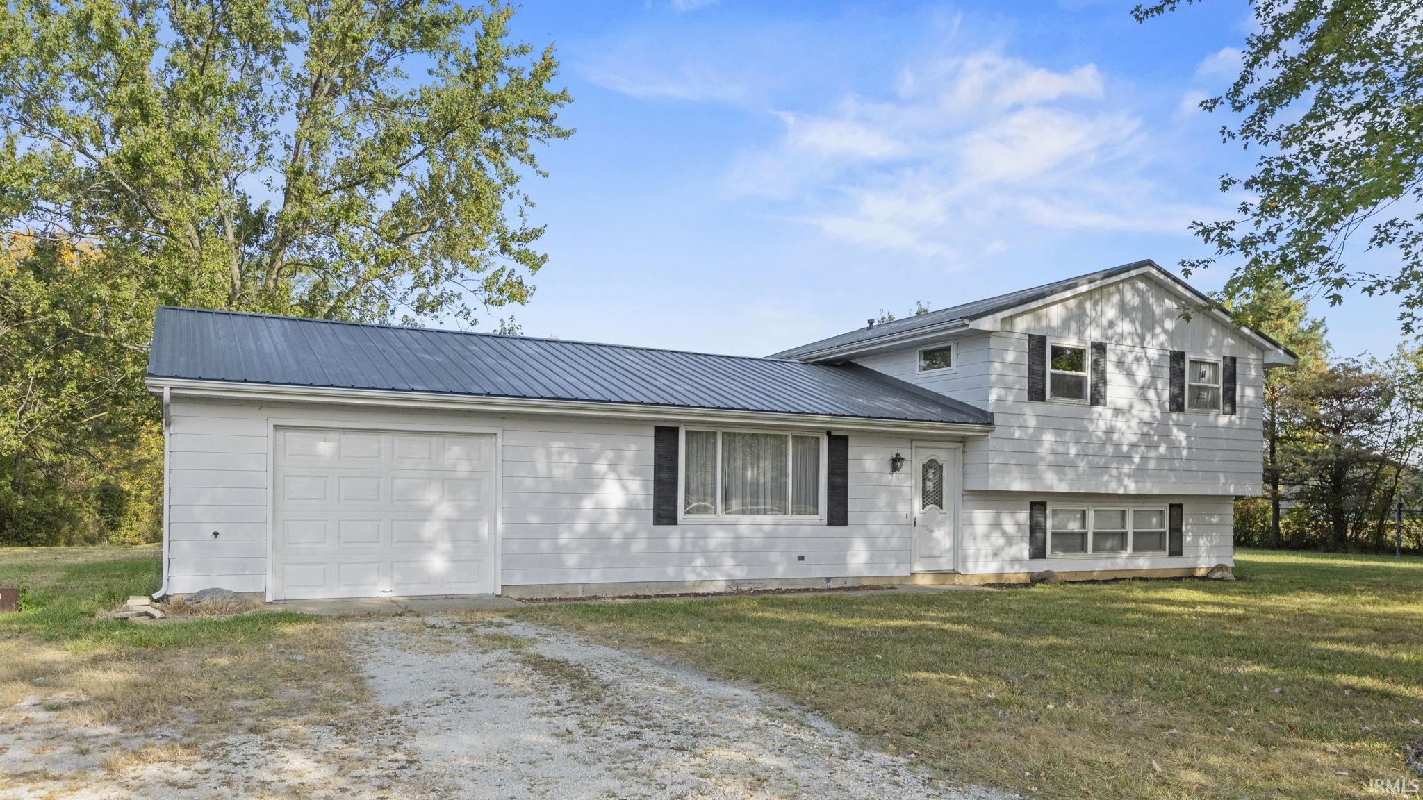 8808 Kress Road Fort Wayne, IN 46809 - Photo 2 of 23