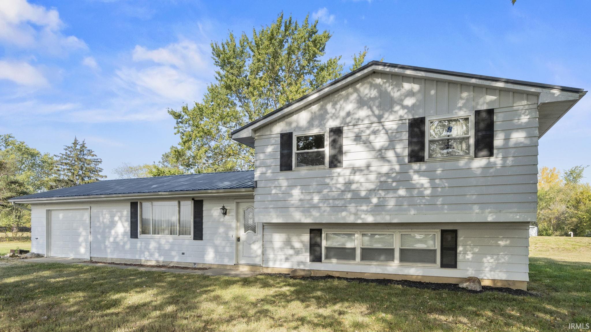 8808 Kress Road Fort Wayne, IN 46809 - Photo 3 of 23