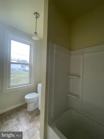 $1,350 | 452 West 1st Street, Unit 3, Birdsboro, PA 19508