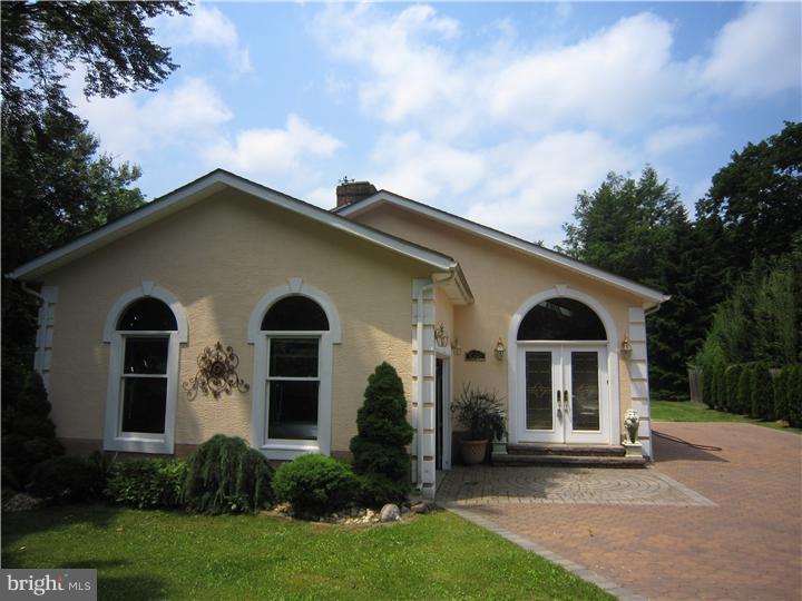 1048 Sorrel Road Huntingdon Valley, PA 19006 - Photo 1 of 25 Exterior Front