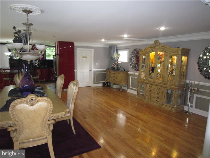 1048 Sorrel Road Huntingdon Valley, PA 19006 - Photo 5 of 25 Gallery Image 5