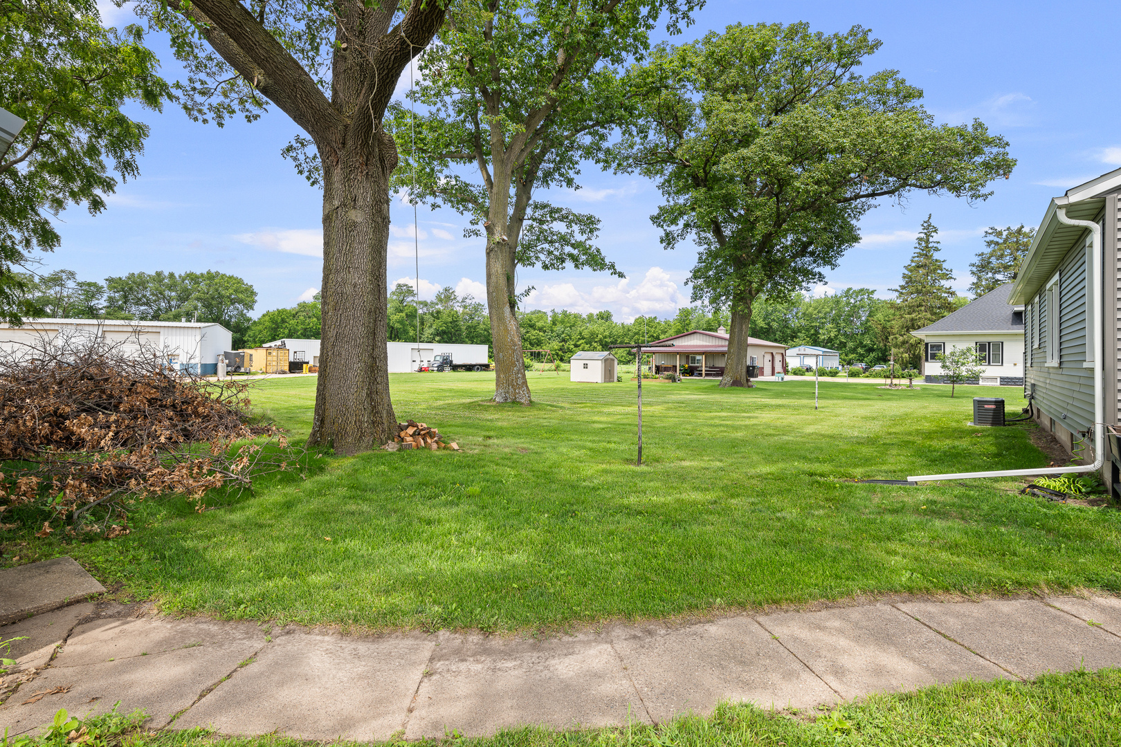 103 Main Street Welton, IA 52774 - Photo 4 of 24