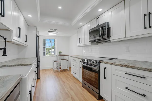 $3,200 | 1210 Sugar Sands Boulevard, Unit 243, Singer Island, FL 33404