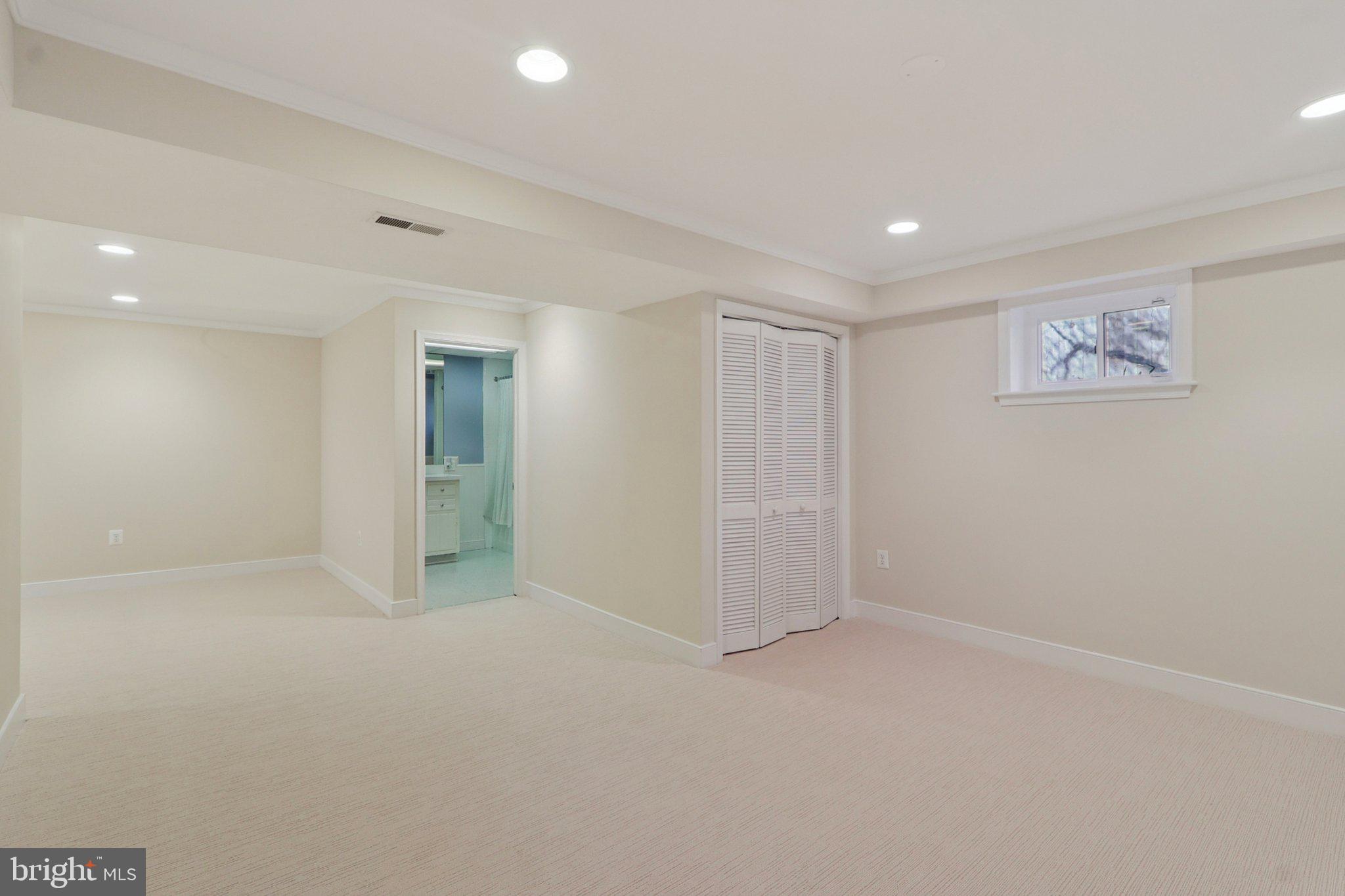 5602 Ogden Road Bethesda, MD 20816 - Photo 55 of 77 Sleeping area has a double closet.