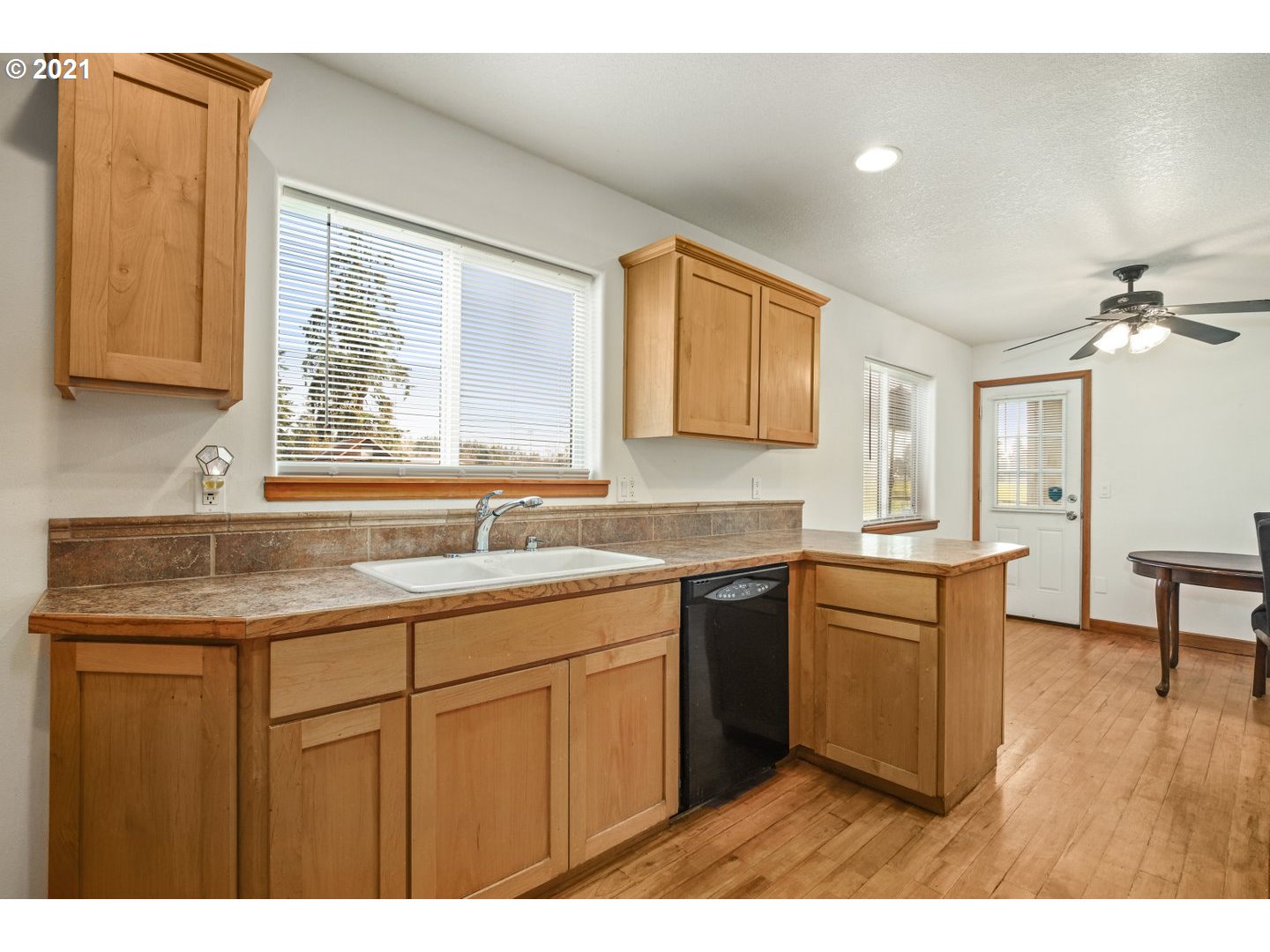 33390 Southwest Rogers Road Scappoose, OR 97056 - Photo 13 of 32 Gallery Image 13