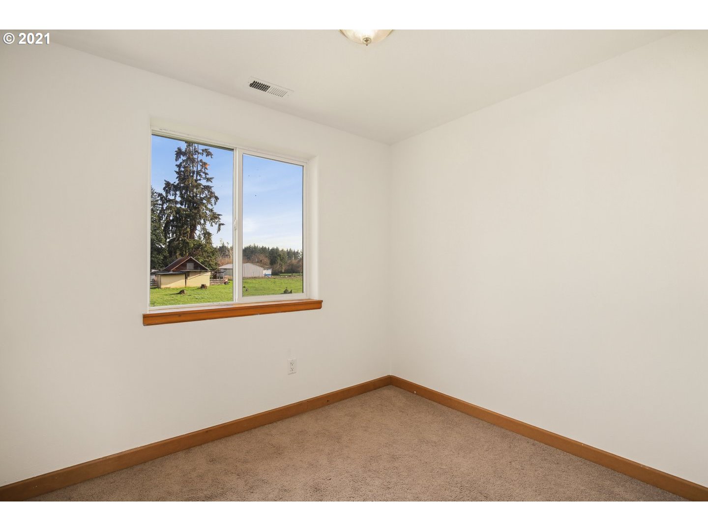 33390 Southwest Rogers Road Scappoose, OR 97056 - Photo 26 of 32 Gallery Image 26