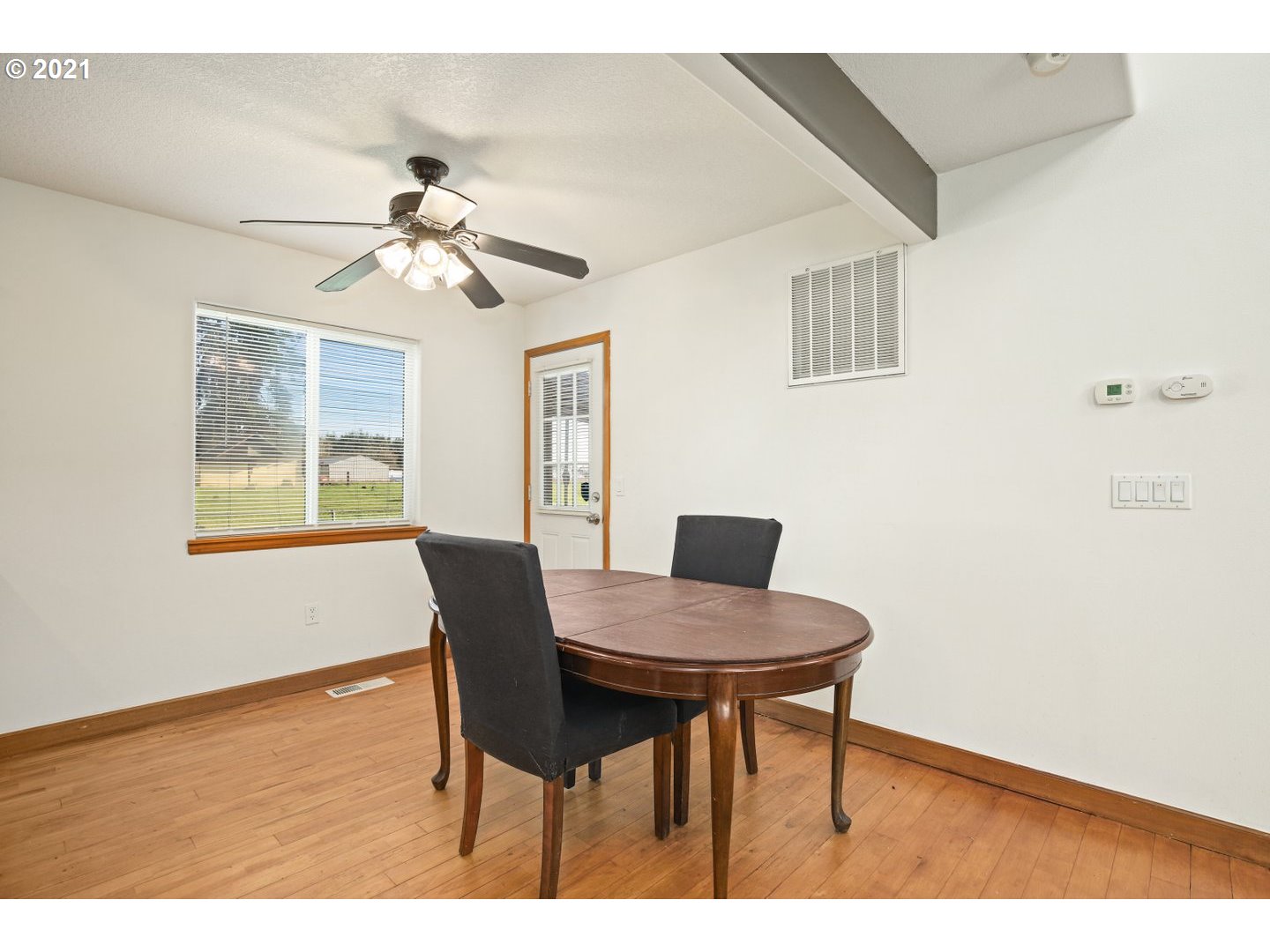 33390 Southwest Rogers Road Scappoose, OR 97056 - Photo 10 of 32 Gallery Image 10