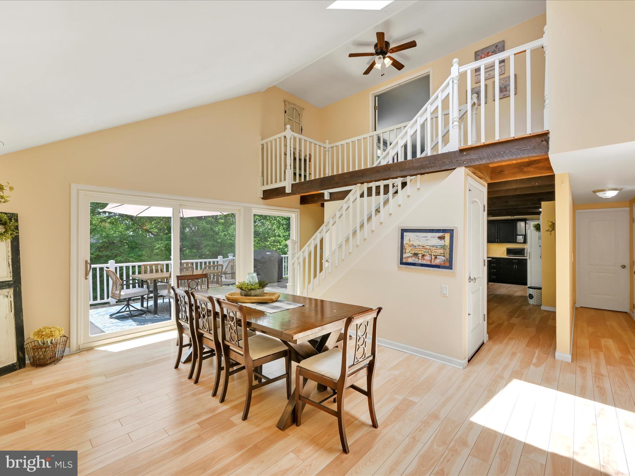 322 Indian Head Road Columbia, PA 17512 - Photo 14 of 49 Dining