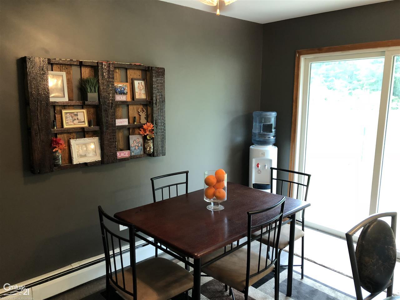 8856 Big Hand Road Columbus, MI 48063 - Photo 7 of 37 31351950-6.JPG