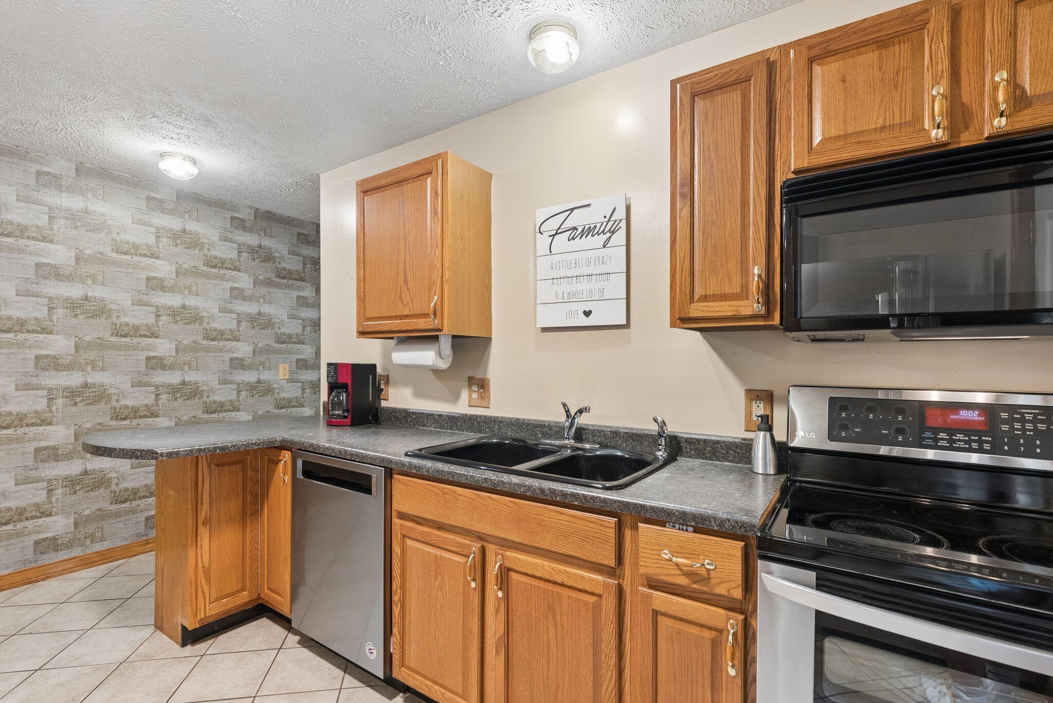 386 Gorham Road Scarborough, ME 04074 - Photo 57 of 71 59_DSC07499