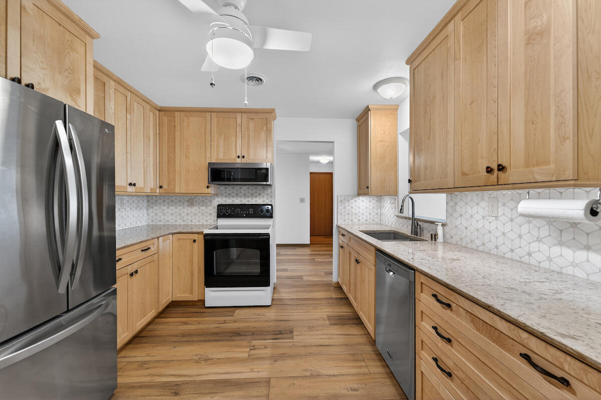 3148 Wood Road, Unit 1 Mount Pleasant, WI 53406 - Photo 7 of 20 Recently Remodeled