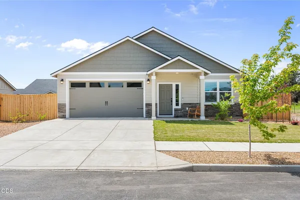 $539,000 | 3289 Northwest 10th Place, Redmond, OR 97756