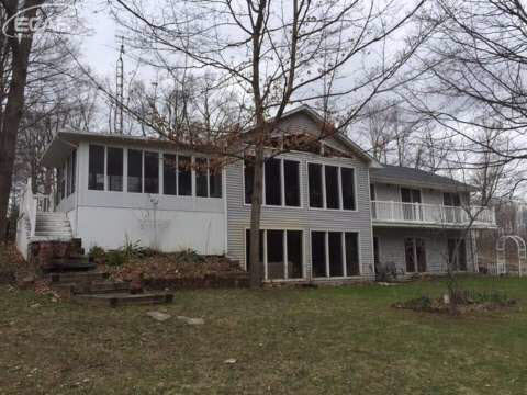 5322 North Oak Road Davison, MI 48423 - Photo 20 of 21 20446056-19.JPG