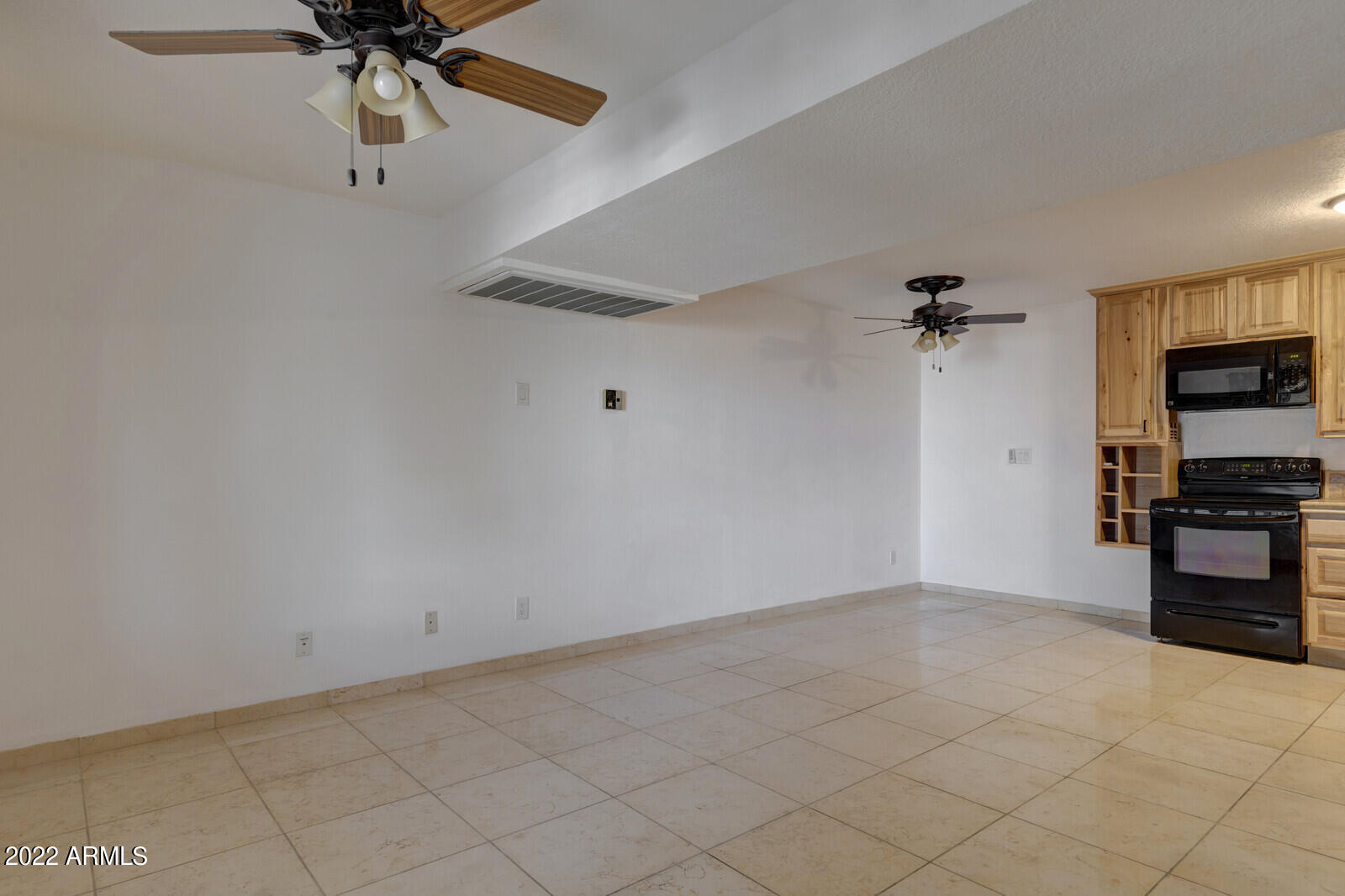 1440 North Idaho Road, Unit 1035 Apache Junction, AZ 85119 - Photo 4 of 21 04_1440_N_Idaho_Rd__04_mls