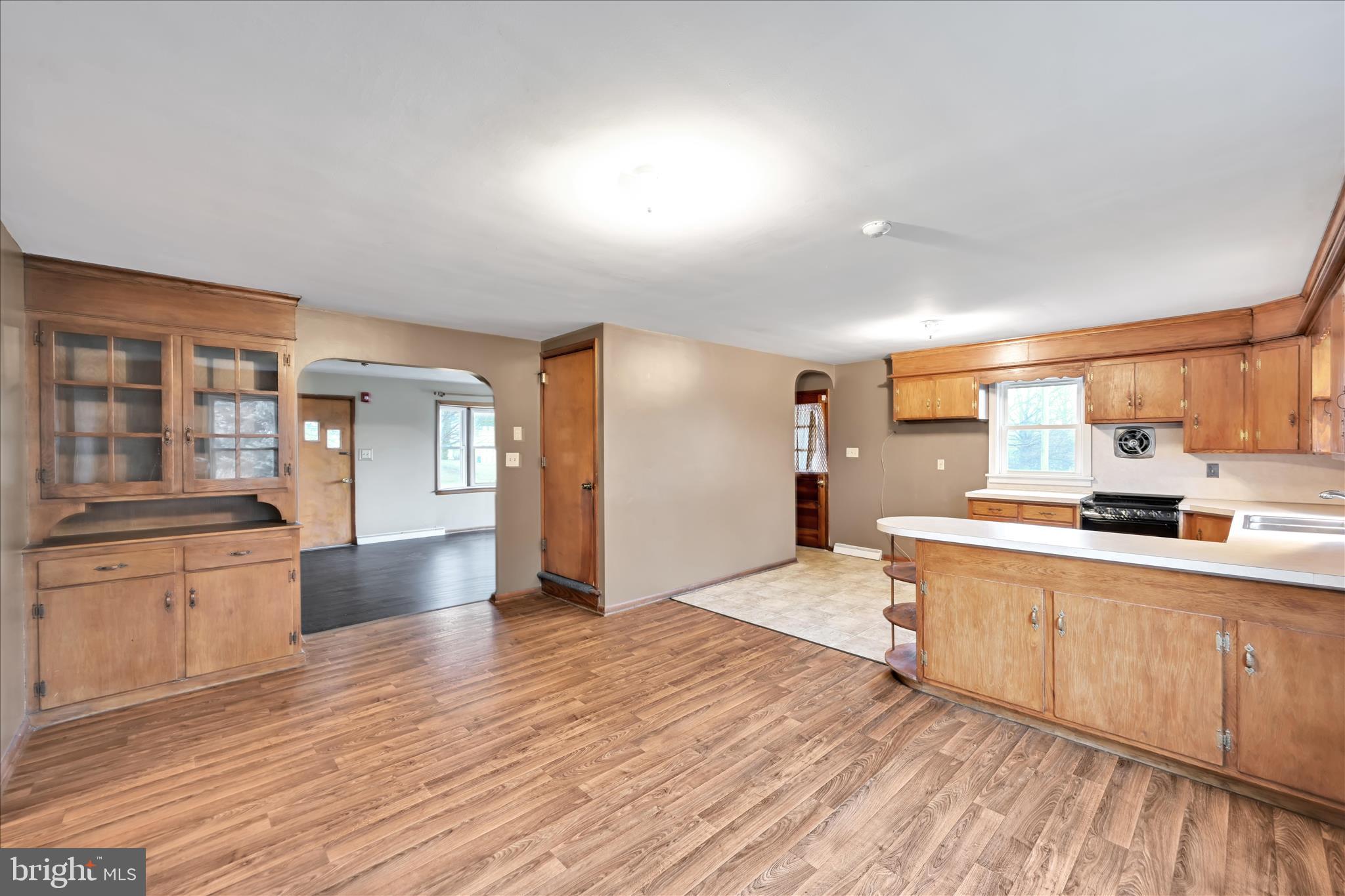 1225 Shumaker Road Manheim, PA 17545 - Photo 9 of 36 Dining Area