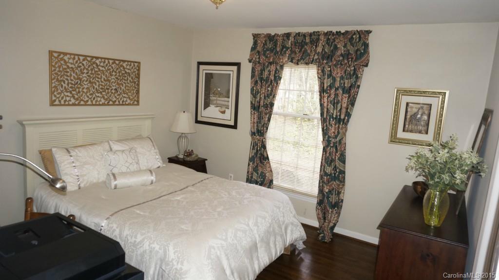 5950 Gate Post Road, Unit 3 Charlotte, NC 28211 - Photo 17 of 24 Gallery Image 17
