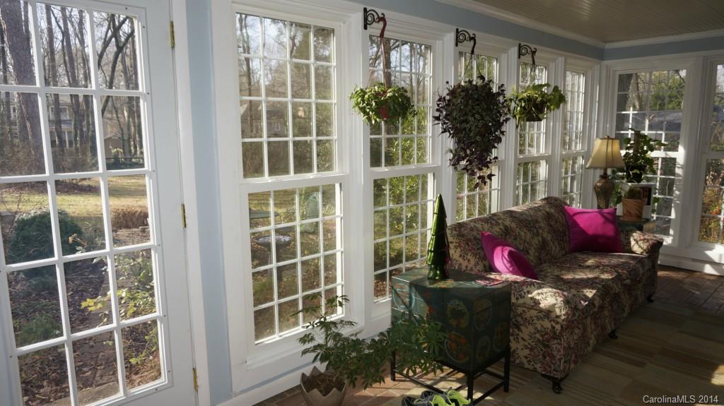5950 Gate Post Road, Unit 3 Charlotte, NC 28211 - Photo 3 of 24 Gallery Image 3