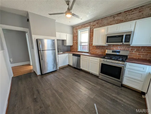 $1,150 | 5825 Goener Avenue, Unit 2F, St. Louis, MO 63116