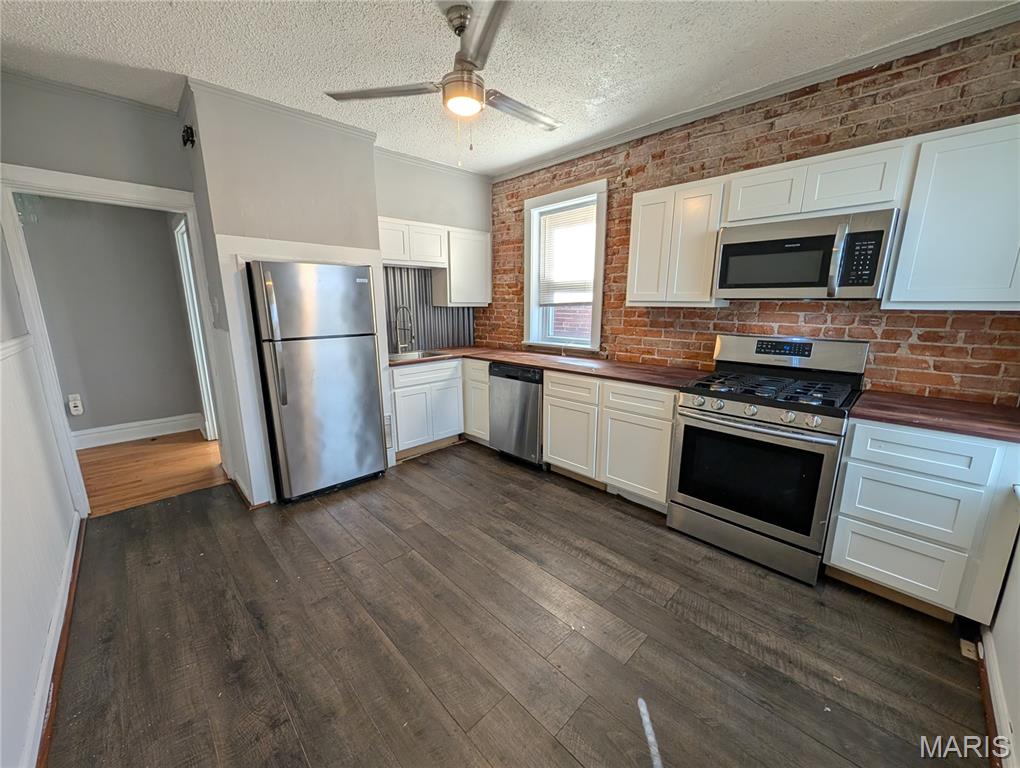 5825 Goener Avenue, Unit 2F St. Louis, MO 63116 - Photo 5 of 10