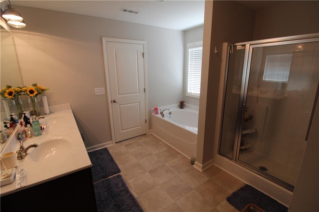 5926 Watersdown Way Flowery Branch, GA 30542 - Photo 12 of 20