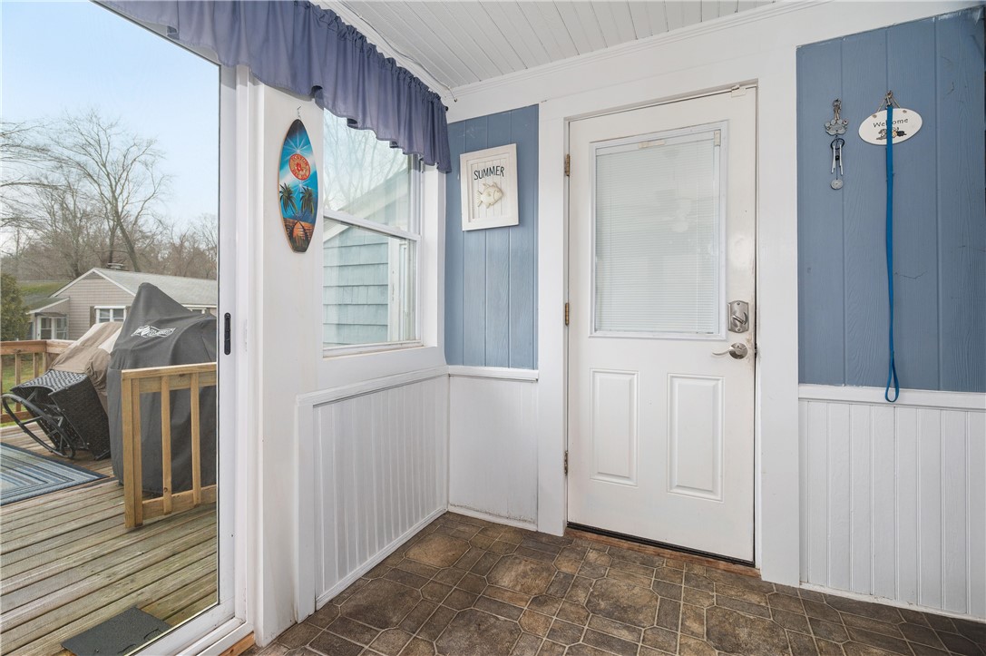 1261 Putnam Pike Glocester, RI 02814 - Photo 21 of 25