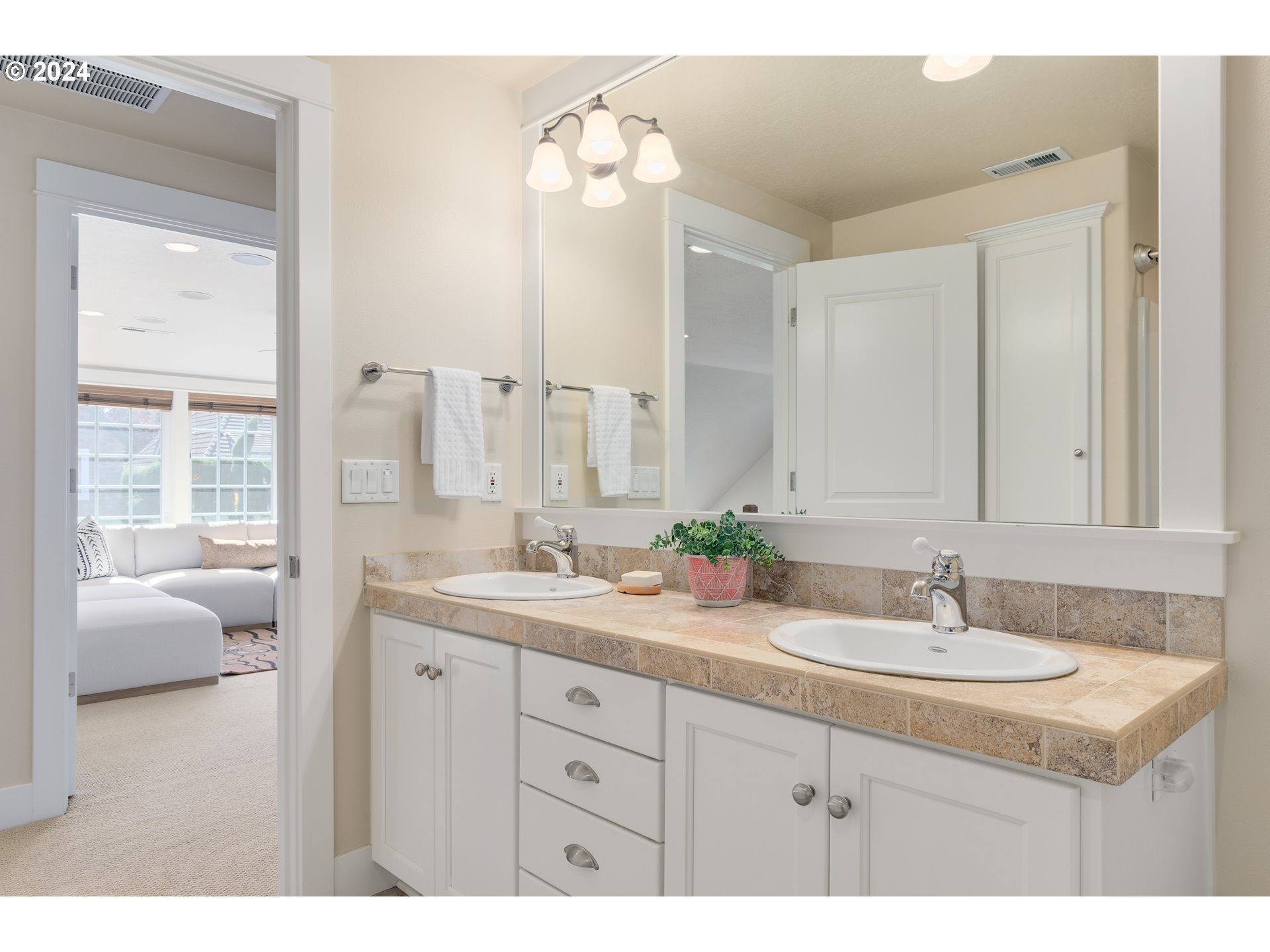 1151 Cedar Ridge Drive Eugene, OR 97401 - Photo 32 of 40 Gallery Image 32
