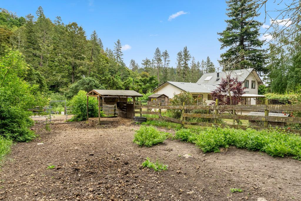 365 Nelson Road Scotts Valley, CA 95066 - Photo 27 of 34 Gallery Image 27