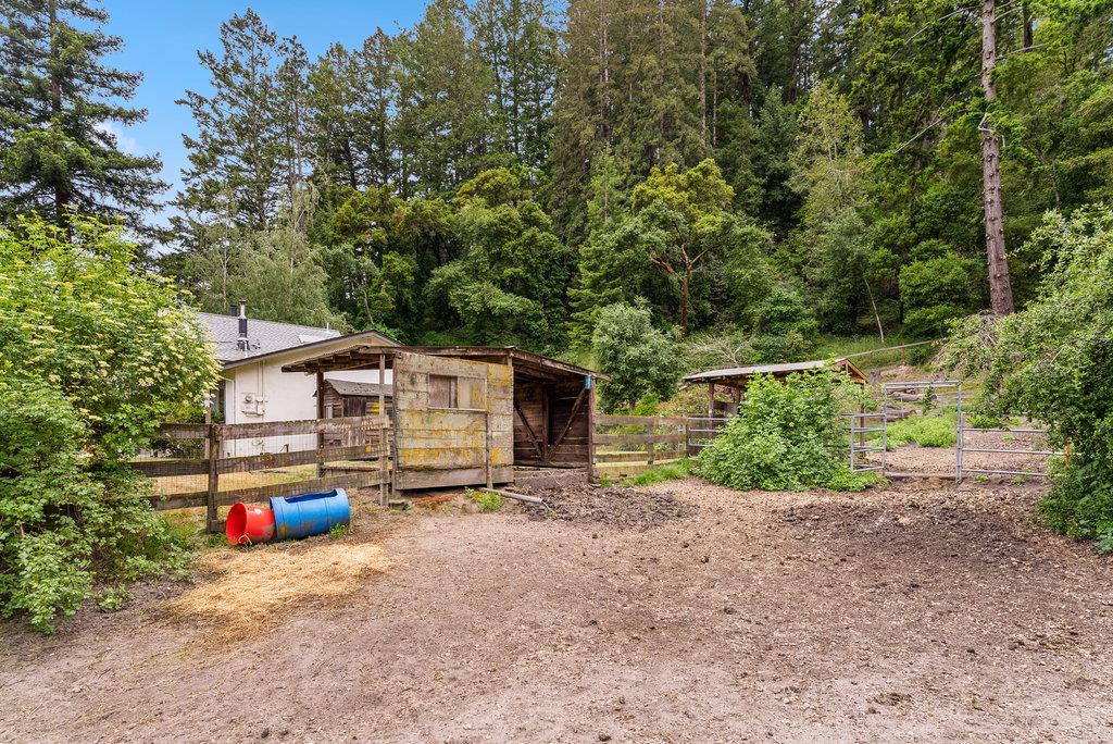 365 Nelson Road Scotts Valley, CA 95066 - Photo 28 of 34 Gallery Image 28