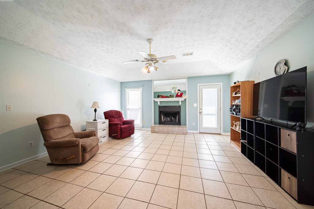 48 Lee Road Phenix City, AL 36867 - Photo 6 of 32 Gallery Image 6