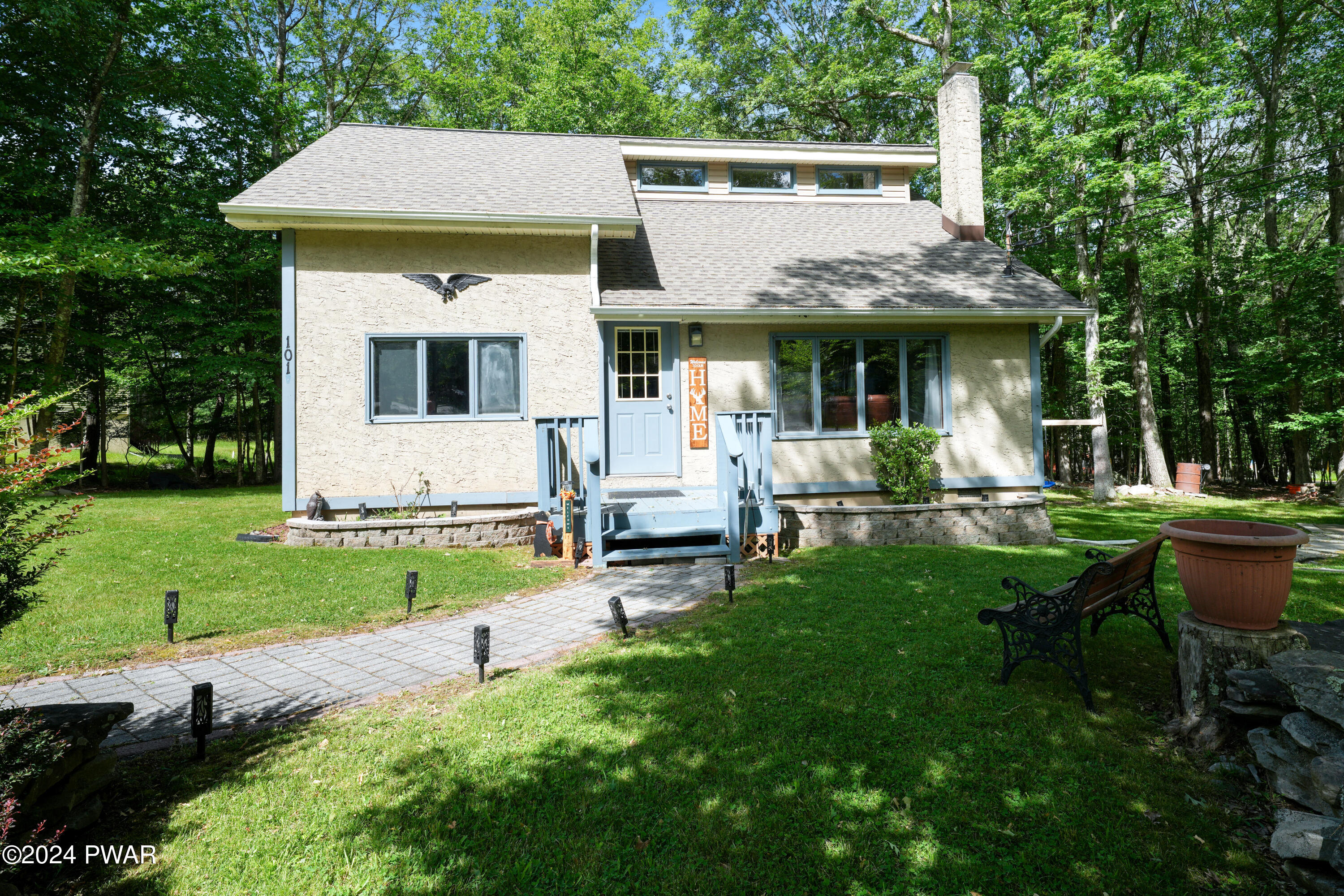 101 Mink Road Dingmans Ferry, PA 18328 - Photo 2 of 38 LEX00113