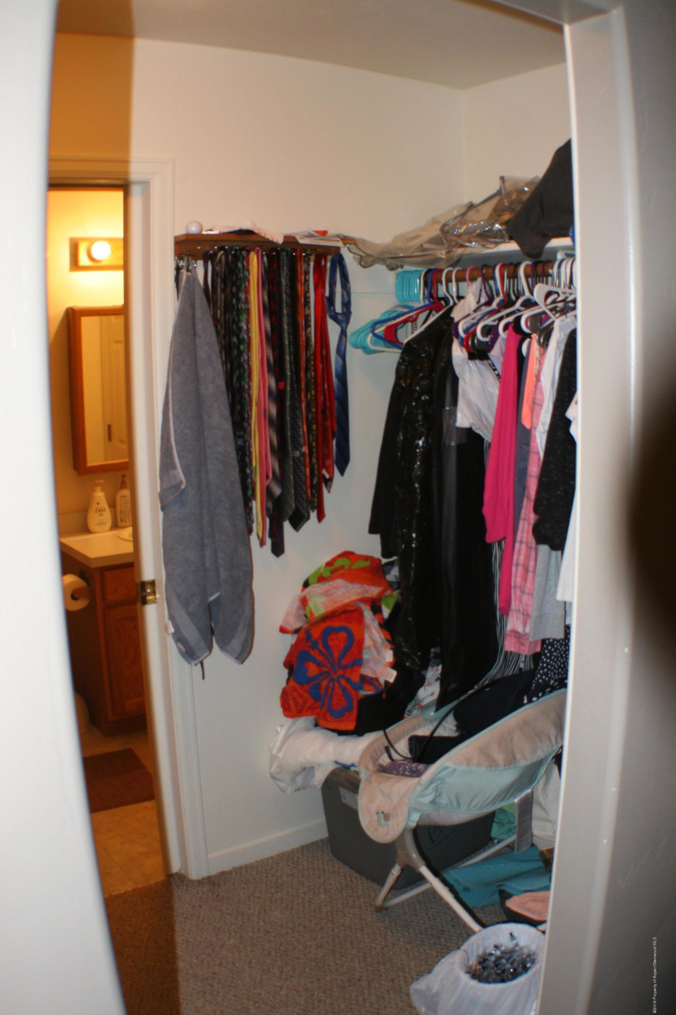 793 West 24th Street Rifle, CO 81650 - Photo 11 of 19 Walkthrough closet 1