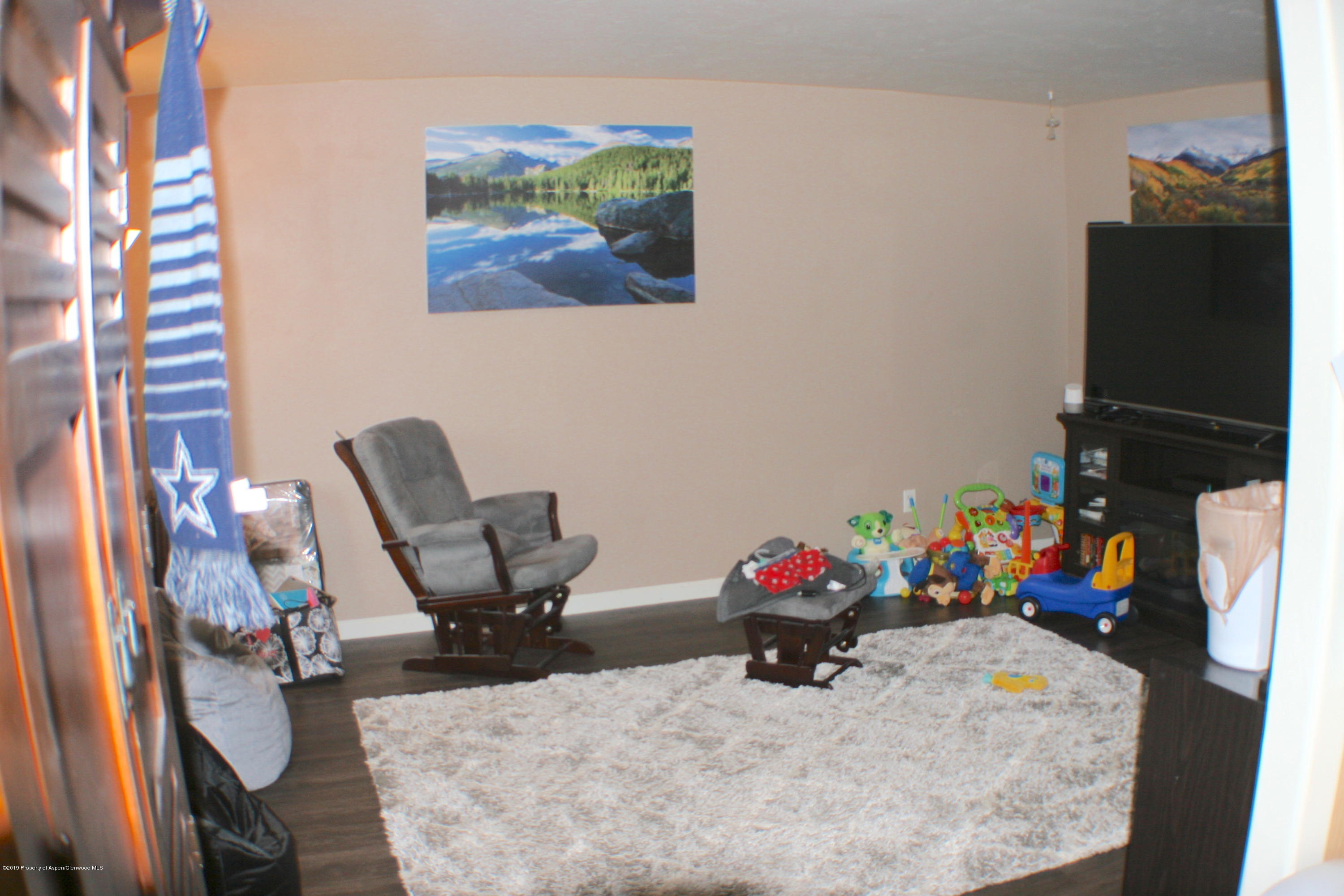 793 West 24th Street Rifle, CO 81650 - Photo 3 of 19 Living room