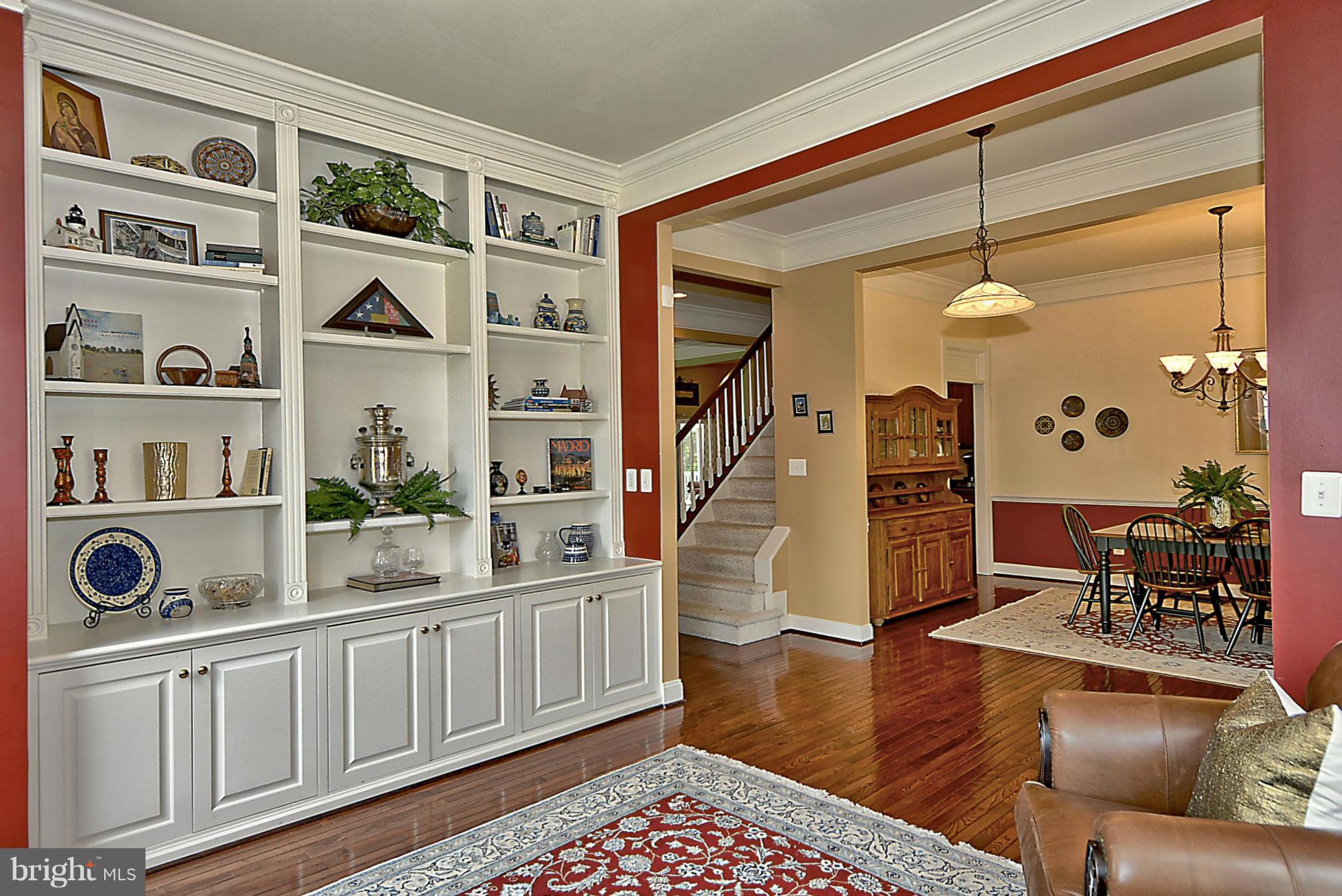 9062 Roaring Spring Loop Bristow, VA 20136 - Photo 4 of 30 Serve your guests from these beautiful built-ins!