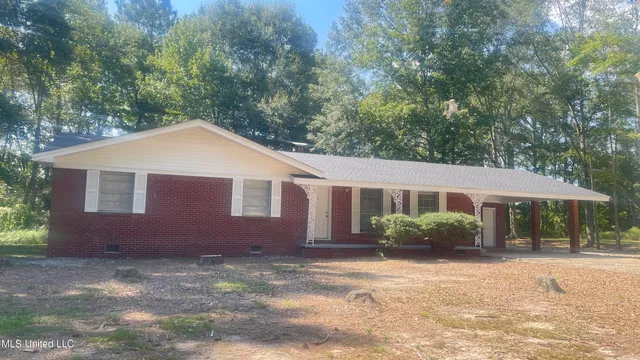 $225,000 | 9855 Highway 501, Forest, MS 39074