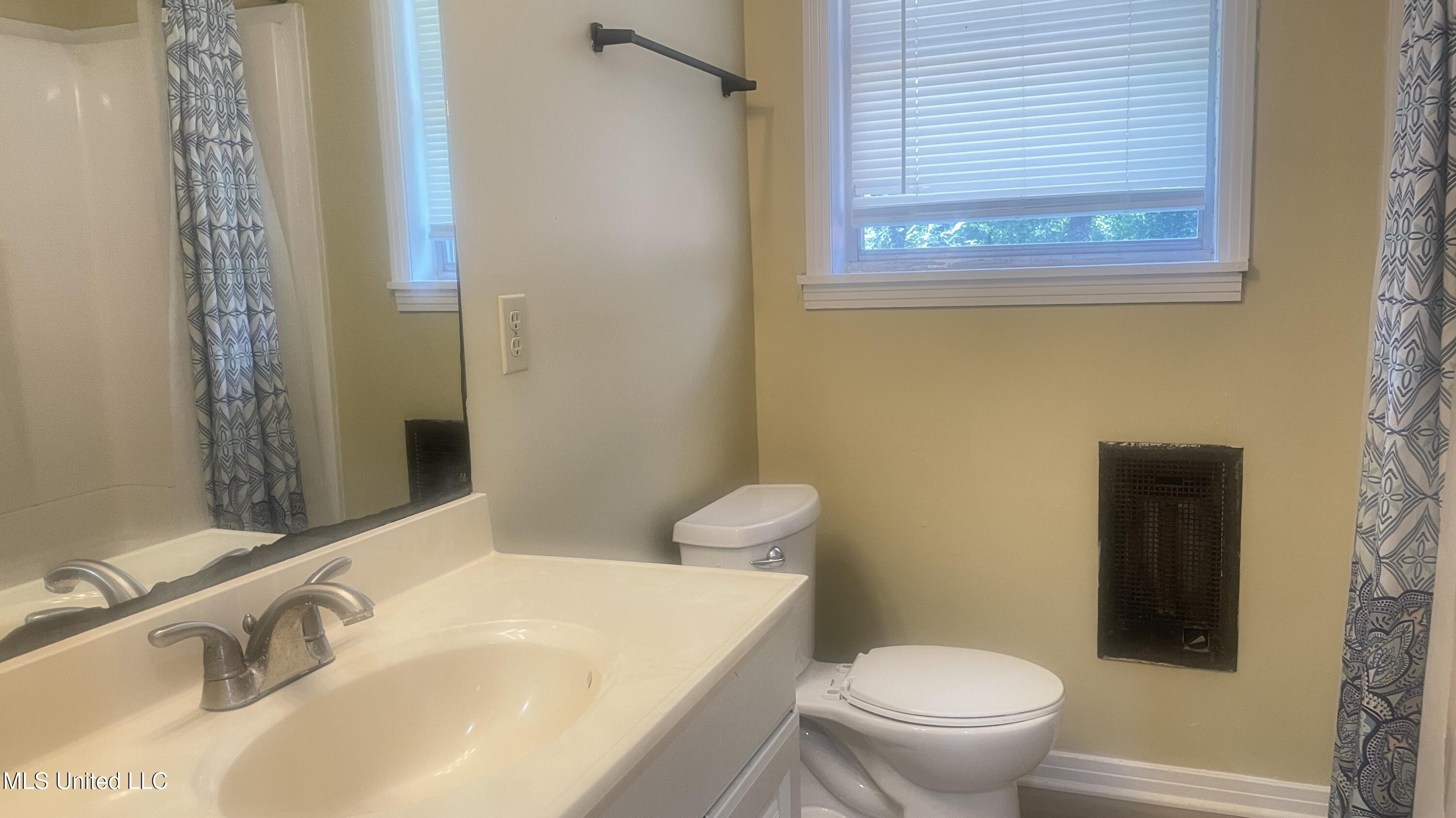 9855 Highway 501 Forest, MS 39074 - Photo 13 of 29 IMG_6811