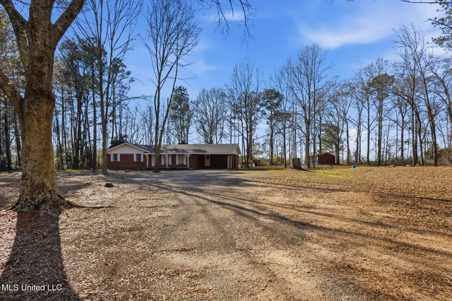 $219,900 | 9855 Highway 501, Forest, MS 39074