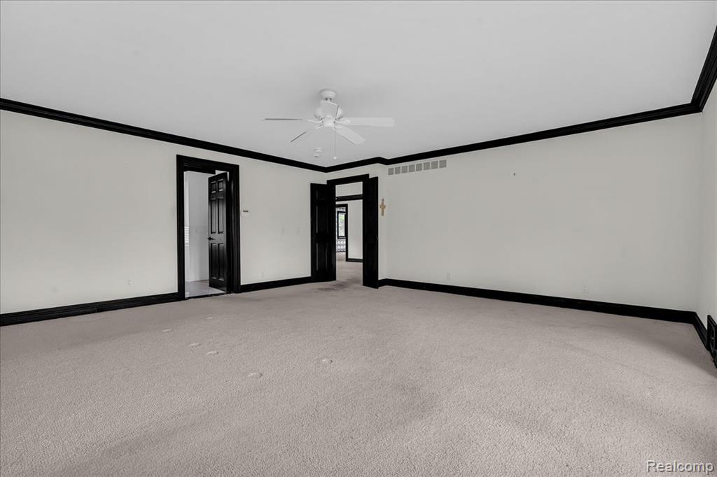 1940 Oak Pointe Drive Rochester Hills, MI 48306 - Photo 24 of 42