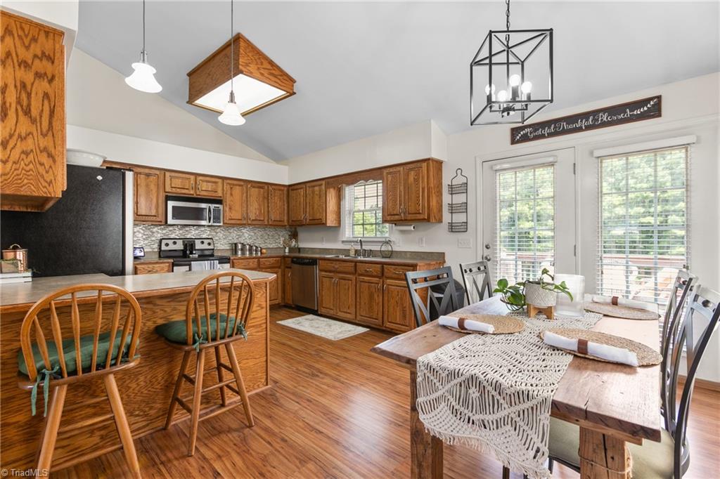 1940 Homeview Road Whitsett, NC 27377 - Photo 13 of 41 Gallery Image 13