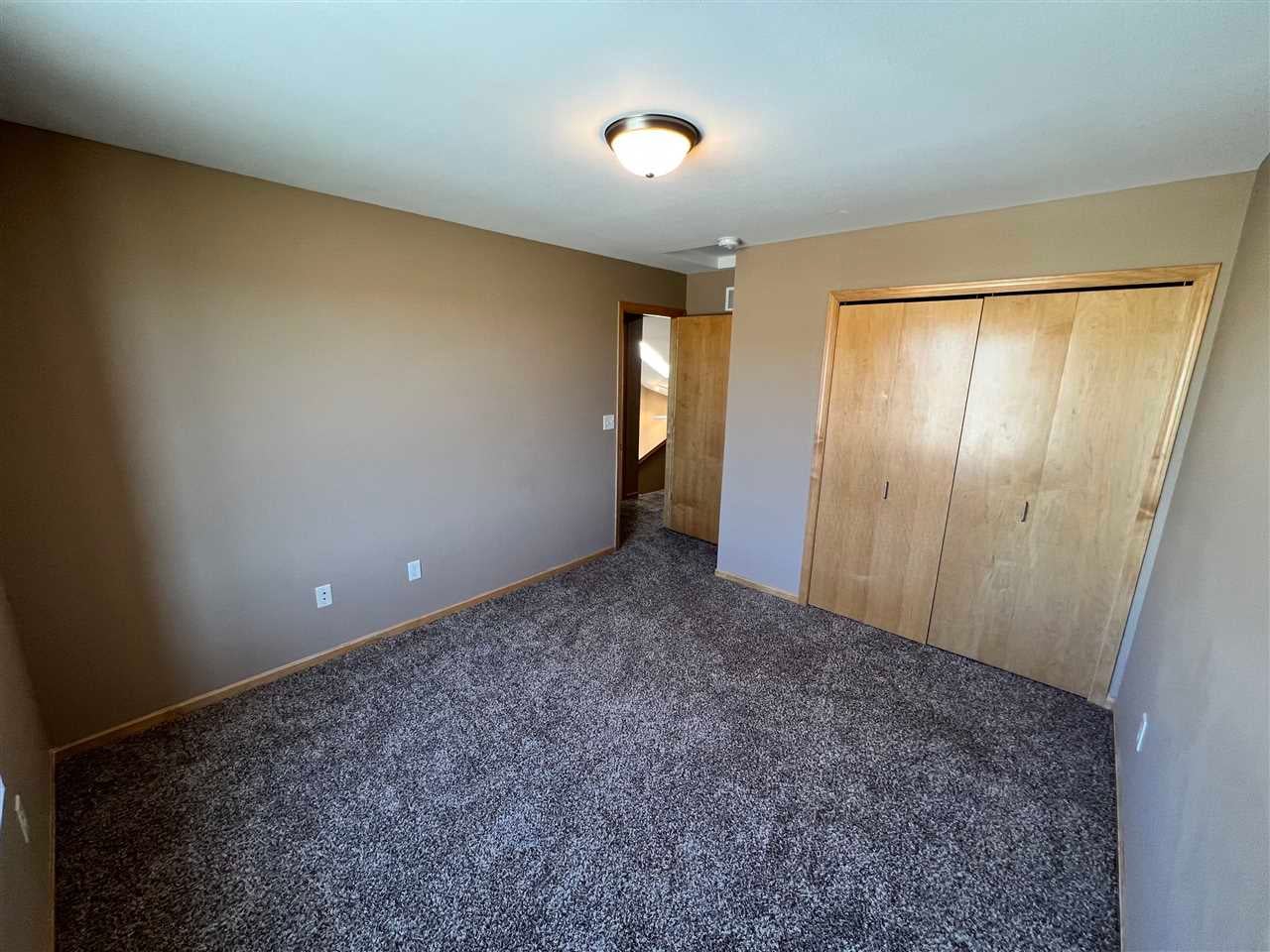 270 South Park Ridge Road North Liberty, IA 52317 - Photo 16 of 37 Gallery Image 16
