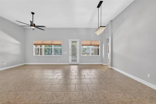 $4,200 | 15921 Persimmon Grove Drive, Lithia, FL 33547