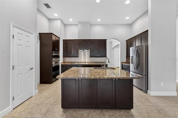 $4,200 | 15921 Persimmon Grove Drive, Lithia, FL 33547