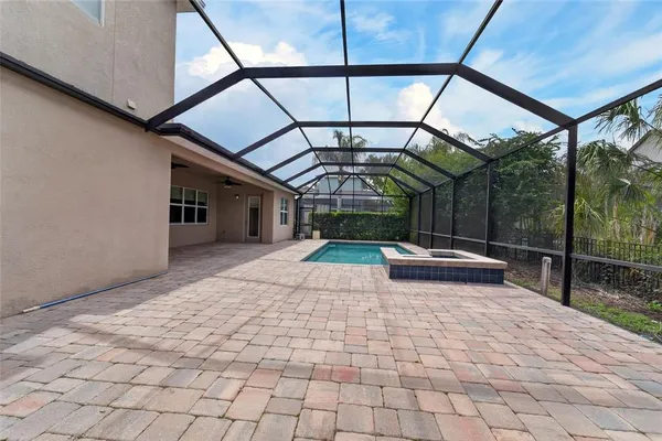 $4,200 | 15921 Persimmon Grove Drive, Lithia, FL 33547